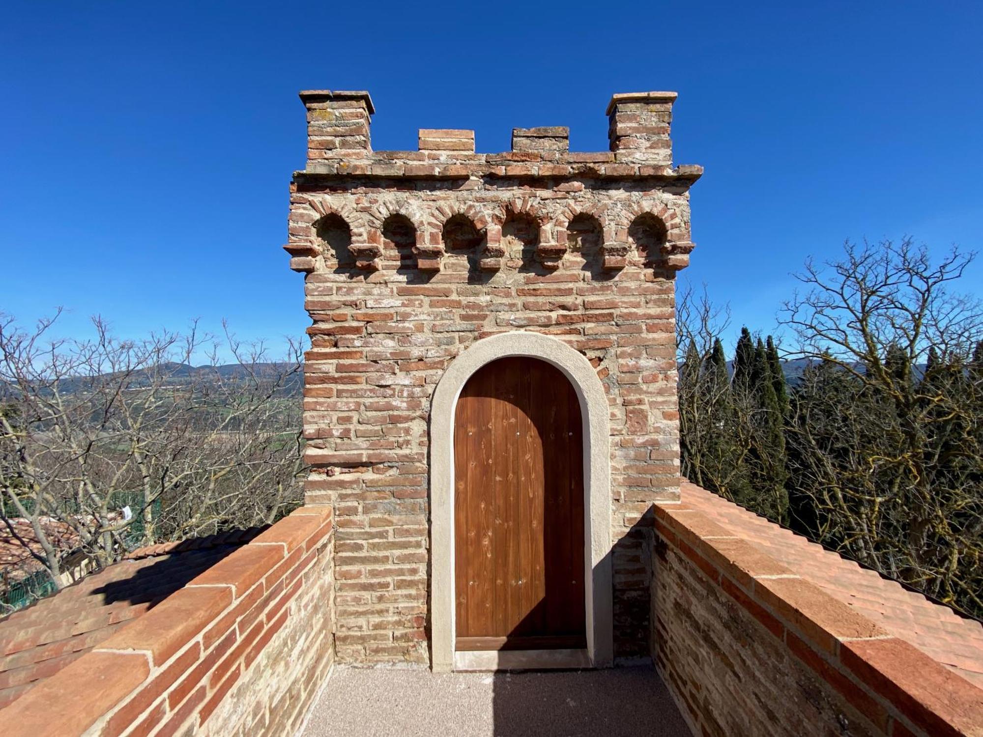 B&B Lo Scudaio Palazzo Marchionneschi Montescudaio Kültér fotó